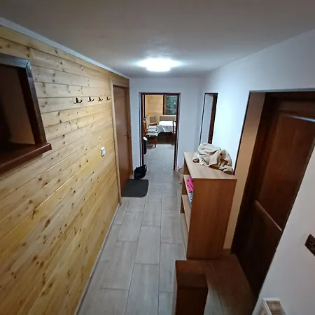 בקתה Rajecka Rajecka Lesna